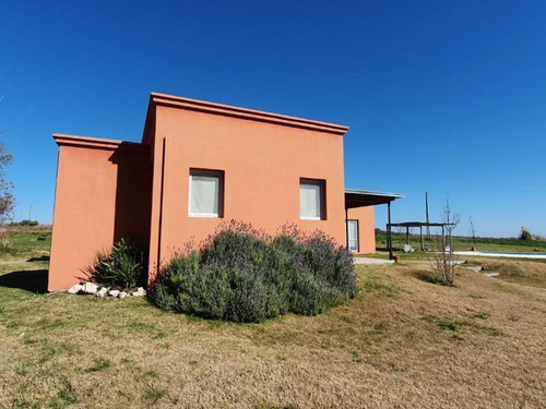Imagen 5 de 30 de Barrio Laguna Del Golf - Casa Quinta Con Pileta, , 3 Dormitorios, 2 Baños Y Gran Parque