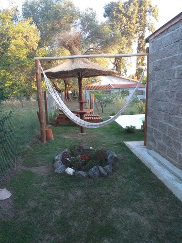 Imagen 8 de 17 de Cabañita Con Pileta En Villa Rumipal..!! Abierto Todo El Año