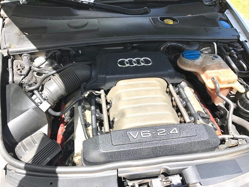 Imagen 6 de 10 de Audi A6 2005 2.4 Multitronic