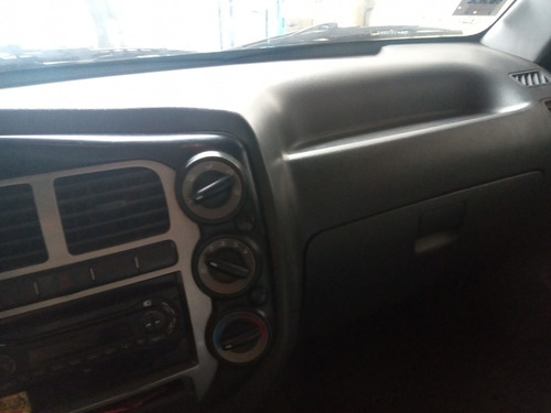 Imagen 2 de 5 de Kia 2500 Con Caja