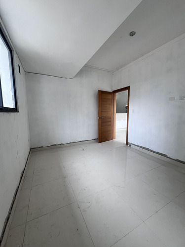 Re Venta En Renacimiento Us$ 180,000