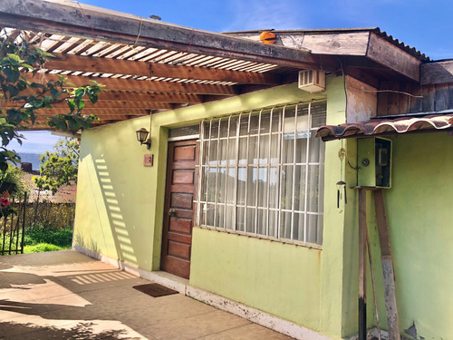 Se Vende Casa En Villa Dulce Norte- Viña Del Mar