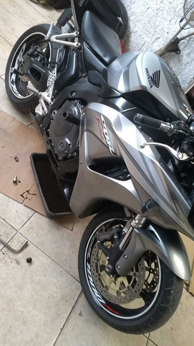 Imagem 4 de 7 de Honda Cbr 1000 Fireblade