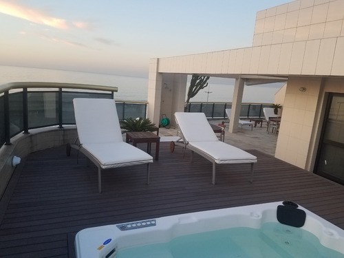 Imagem 3 de 14 de Cobertura Frontal - Duplex - 500mts² - Condominio Alto Luxo