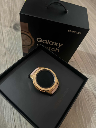 Samsung Galaxy Watch 42mm Color Oro Rosa