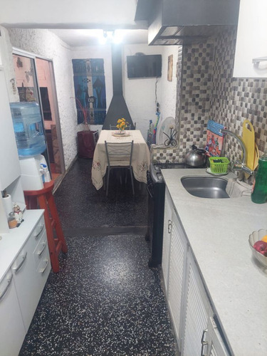Venta Casa 2 Dormitorios Cerro Con Cochera
