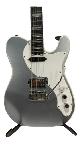 Guitarra Studebaker Starliner Custom Series