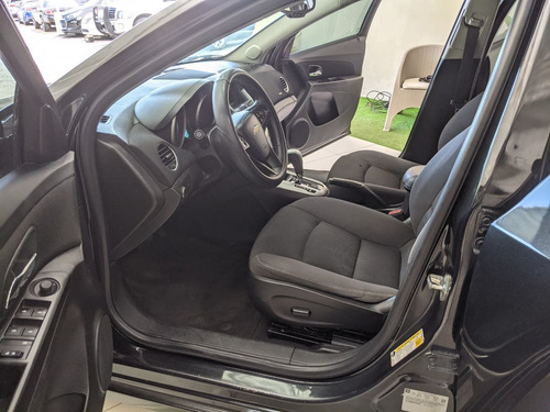 Imagen 9 de 11 de Chevrolet Cruze Lt