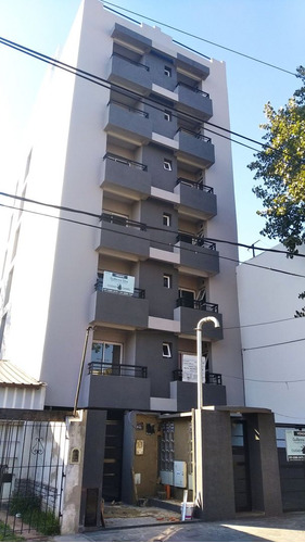 Departamento En Venta En Caseros