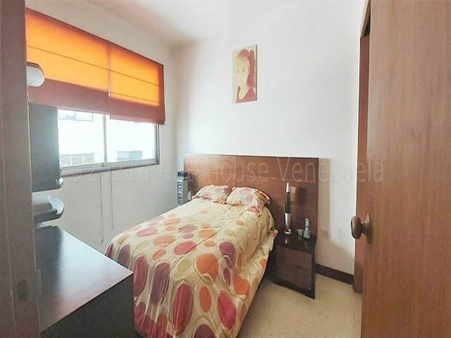 Imagen 10 de 13 de Apto.venta, Los Palos Grandes 22-18465 J. Villarroel 0416 6120354