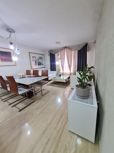 Teamhouse+ Vende Apartamento De Lujo E Impecable En Res. Marina Del Rey