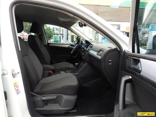 Imagen 16 de 22 de Volkswagen Tiguan