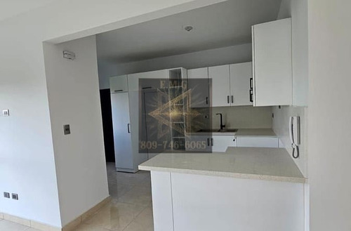 Elegante Y Ejecutivo Apartamento Tipo Resort