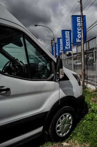 Ford Transit 2.2 Furgon Mediano 350m