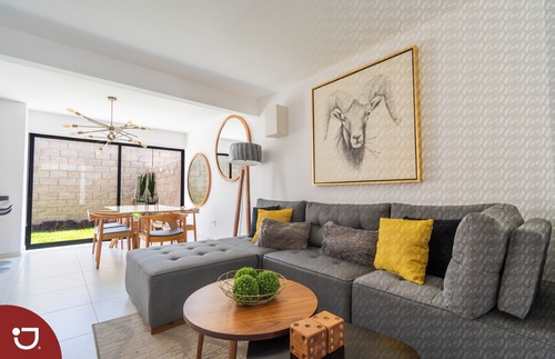 Imagen 2 de 27 de Casa Con Roof Garden A La Venta En Zakia, Querétaro