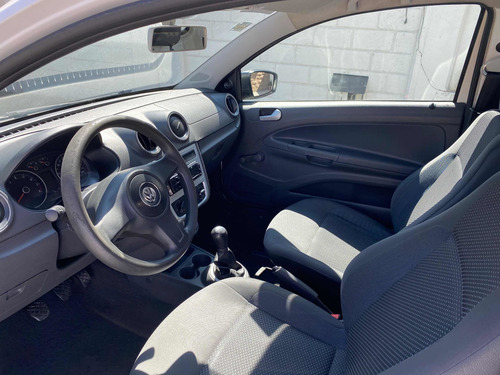 Imagen 11 de 15 de Volkswagen Saveiro 1.6 Starline Ac Mt 2016
