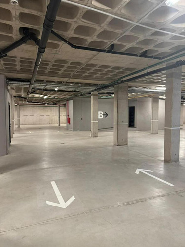 Departamento Amoblado En Alquiler En Exclusivo Condominio Puro Cerro