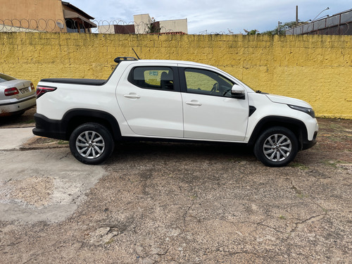 Fiat Strada 1.3 Freedom Cab. Dupla Flex 4p