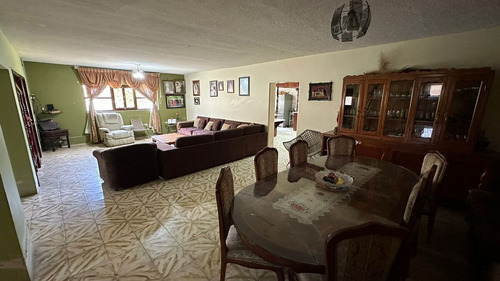 Casa En Venta, Jardines De La Calera, Tlajomulco De Zúñiga, Jalisco