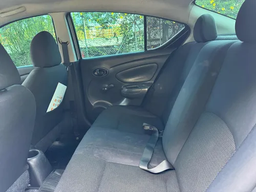Nissan Versa 1.6 Sense