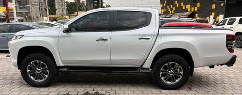 Mitsubishi L200 2.5 Di-D Cabina Doble 4X4 At