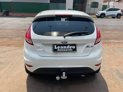 Imagem 2 de 12 de Ford Fiesta 1.6 Se Hatch 16v Flex 4p Manual