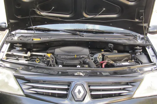 Renault Logan 1.6 Expression