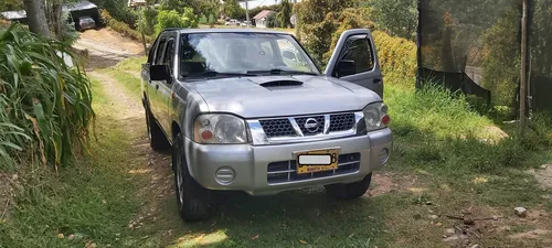 Nissan Frontier 2.5 Std D22 4x2