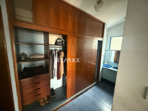 Venta Casa. San Antonio De Los Altos. Av. El Limón