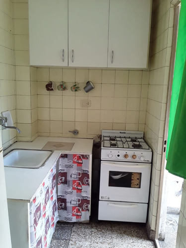 Venta 2 Ambientes A Mts Centro Comercial Boedo
