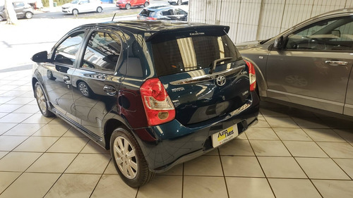 Imagem 3 de 10 de Toyota Etios 1.5 Xls 16v Flex 4p Automático