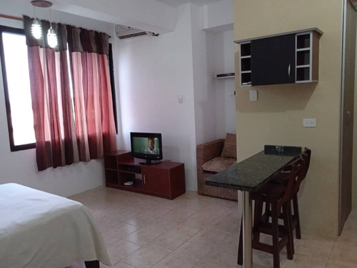 Imagen 9 de 11 de Apartamento En Alquiler En C.r. San Miguel