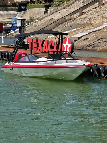 Bote Formula 2000
