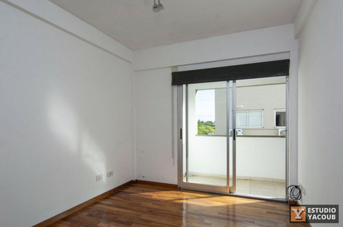 Imagen 20 de 30 de Departamento En Venta - 2 Dormitorios 1 Baño - Cochera - Terraza - 120mts2 - La Plata