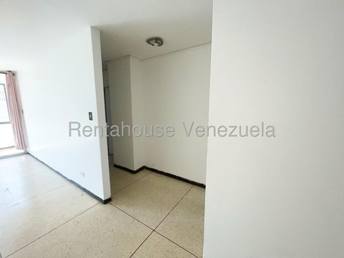 Tg Apartamento En Venta En Los Palos Grandes 25-19451 Ys