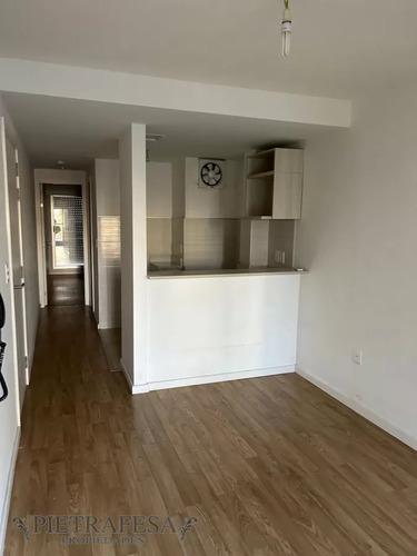 Apartamento En Venta Con Renta 1 Dormitorio, 1 Baño Y Balcón- Soriano-cordón