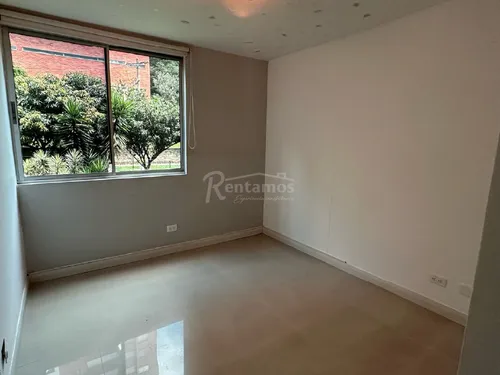 Apartamento En Arriendo En Cumbres. Cod A776084