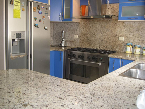 Imagen 4 de 14 de En Venta Th En Av Circunvalación.. Porlamar.