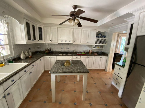 Imagen 16 de 30 de Arroyo Hondo Viejo - Casa En Venta En Proyecto Cerrado - 680 M2 - 2 Niveles 3 Habitaciones Estudio 2 Terrazas Gas Común Planta Eléctrica Full Portón Eléctrico Seguridad Piscina Con Jacuzzi