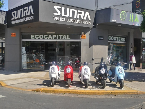Imagen 18 de 25 de Sunra Vespa Vintage 3000w Electrica Siambreta Litio