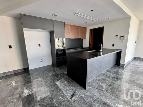 Venta Departamento 2 Ambientes Zona Hotelera