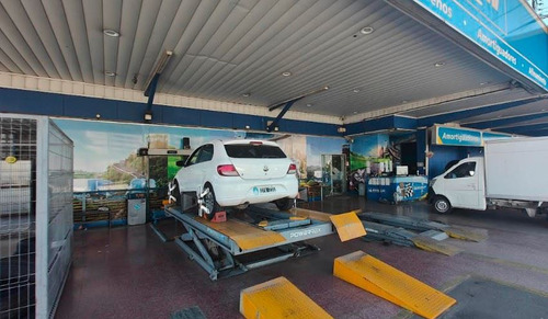 Local Comercial Para Amplio Giro De Servicio Automotriz
