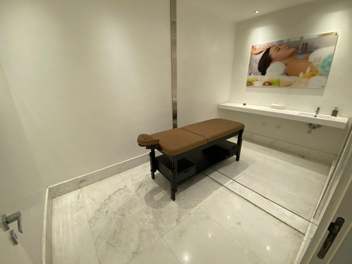 Los Cacicazgos: Espectacular Apartamento Nuevo En Venta - Impresionante Vista Al Mar Y La Ciudad Piso 14, Área De Bar And Lounge, Piscina Gimnasio Área Infantil Salón Multiusos Cine