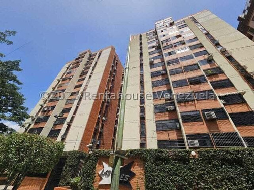 Aup Apartamento Urb San Jacinto- Maracay Cod 24-3524