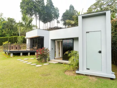 Finca Amoblada En Arriendo Ubicada En Guarne Sector Vereda Montañez (22213).
