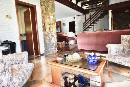 Muy Linda Casa En Mansa Ideal Para Vivir Todo El Año -ref:3738