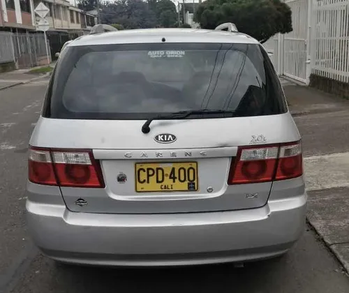 Kia Carens 2.0 Lx 7 Cool