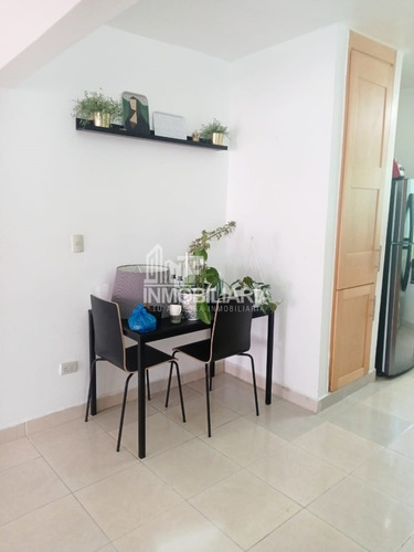 Gurabo. Santiago, Apto En Venta De 80mt² 1er Nivel 2 Habitaciones.