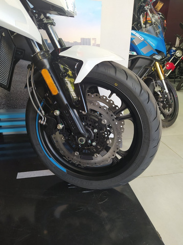 Imagen 20 de 20 de Nueva Cfmoto Nk 400 Con Tablero Tft ¡ahora En Local Quilmes!