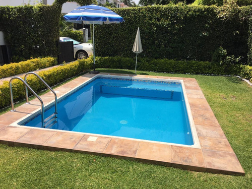 Imagen 4 de 14 de Venta De Casa Con Alberca Impecable